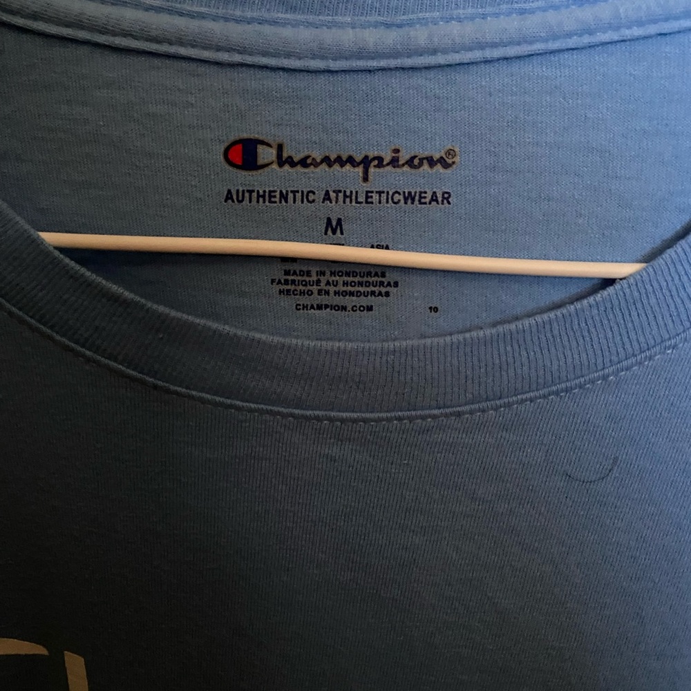 Medium Baby Blue Champions T-shirt
